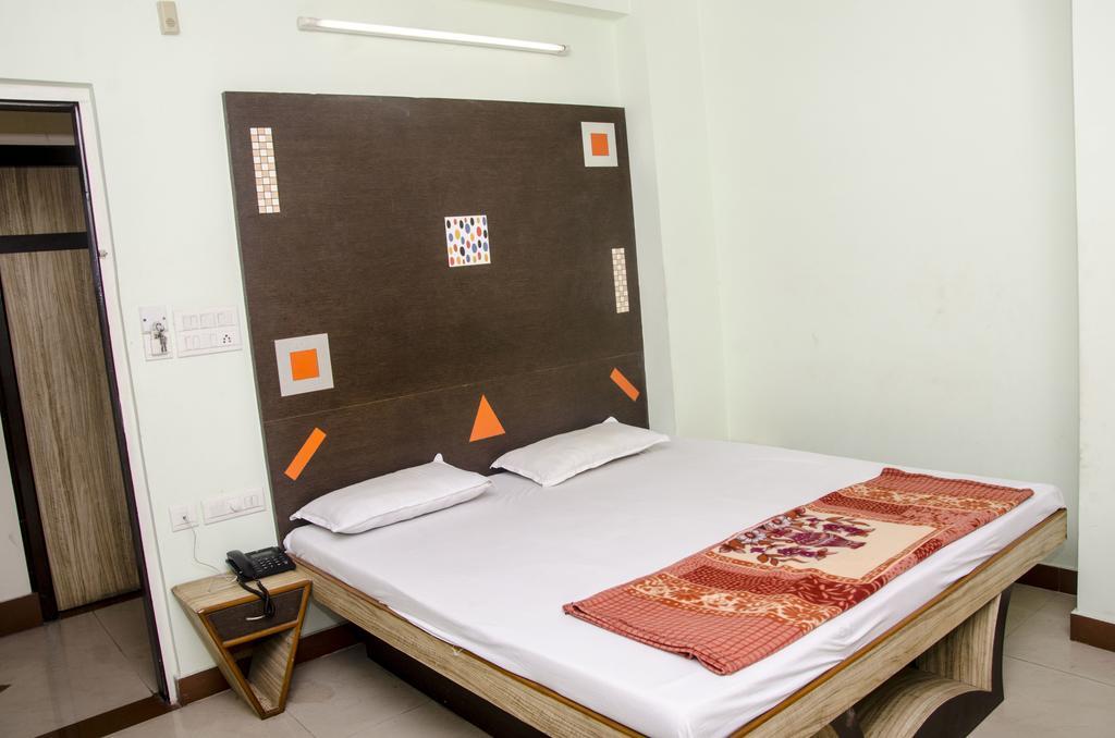 Hotel Candy Palace Jaipur Zimmer foto